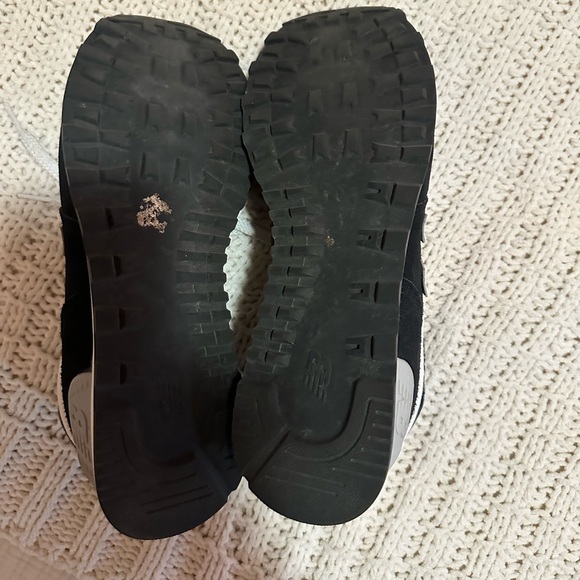 New Balance 574 - Picture 4 of 5